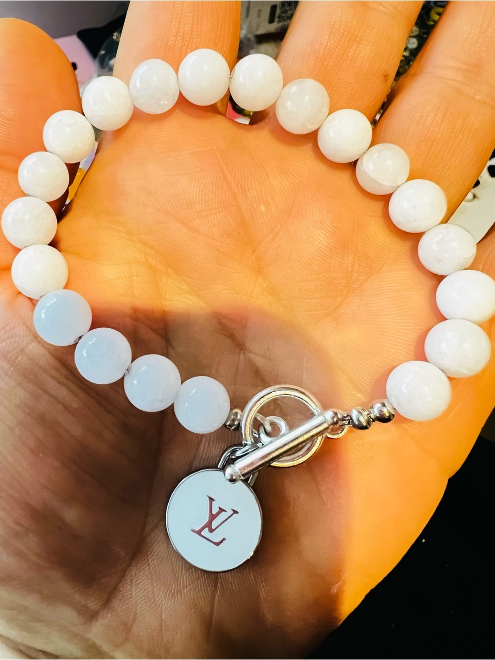 Unbranded white / silver Bead Toggle Bracelet 7.5 inch